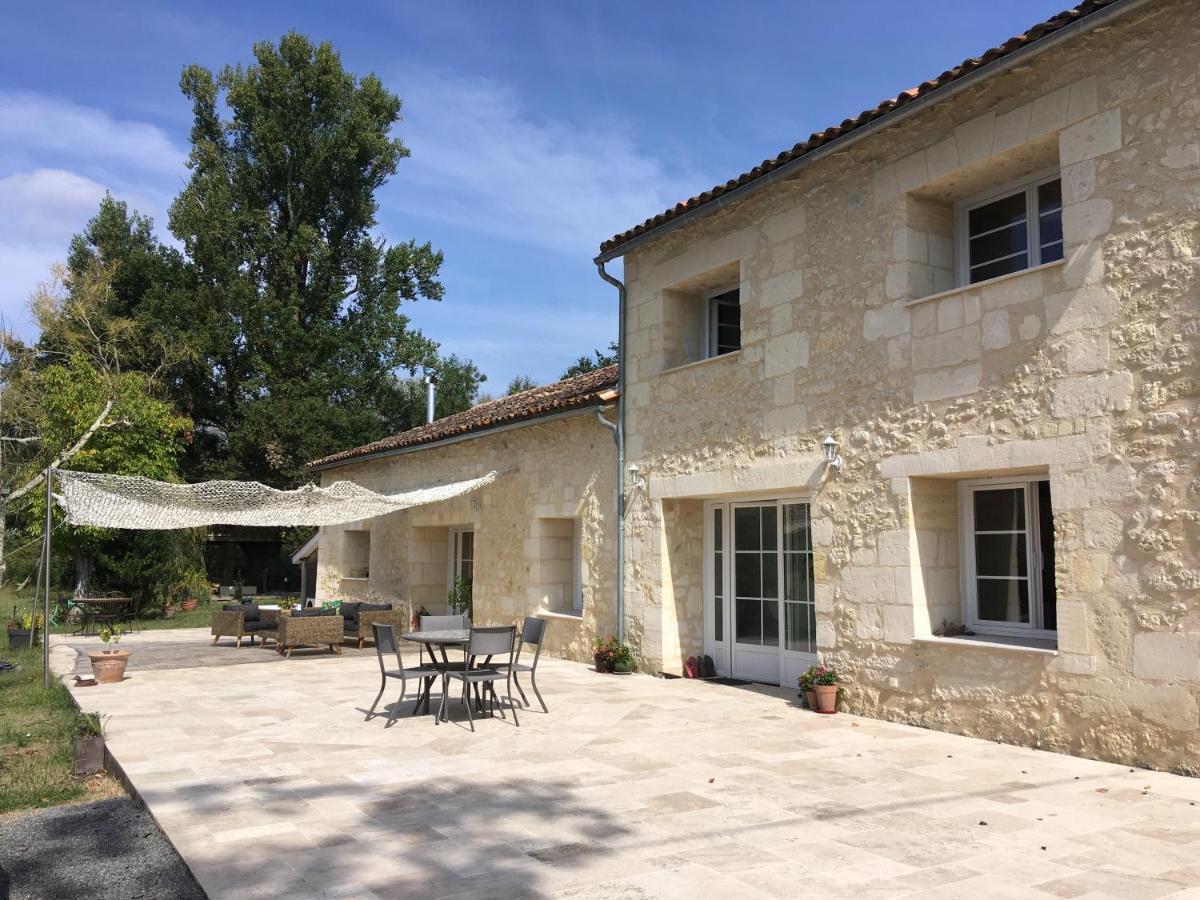 Bed and Breakfast La Gelette Génissac Exterior foto